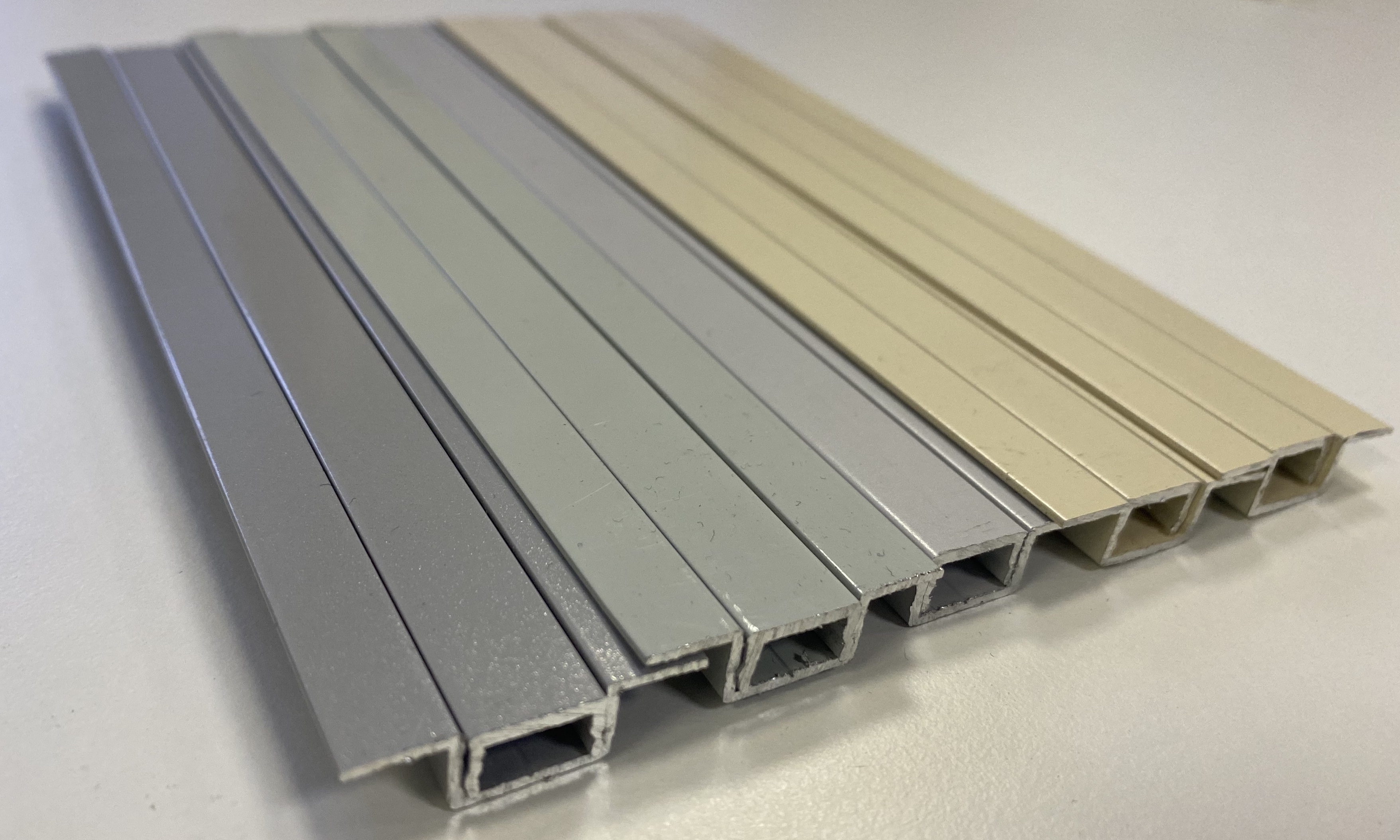 Декоративный алюминиевый профиль